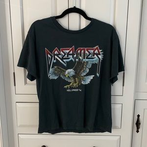 Women’s graphic tee